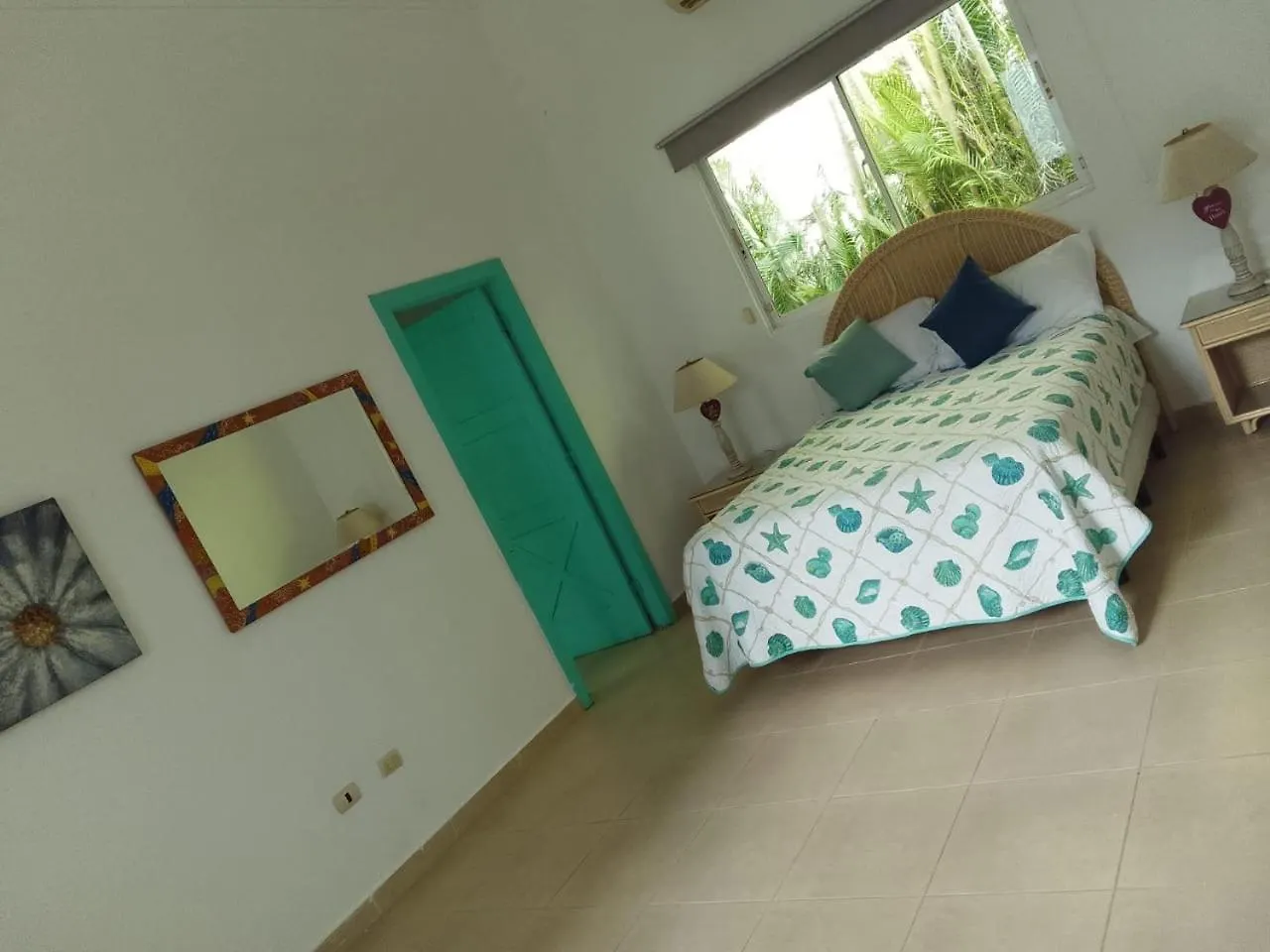 Villa En Guababerry Los Conucos